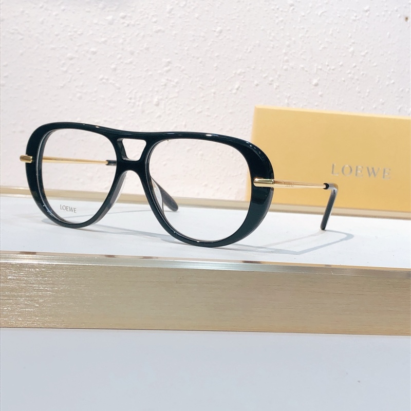 Очки Loewe с черепаховой оправой