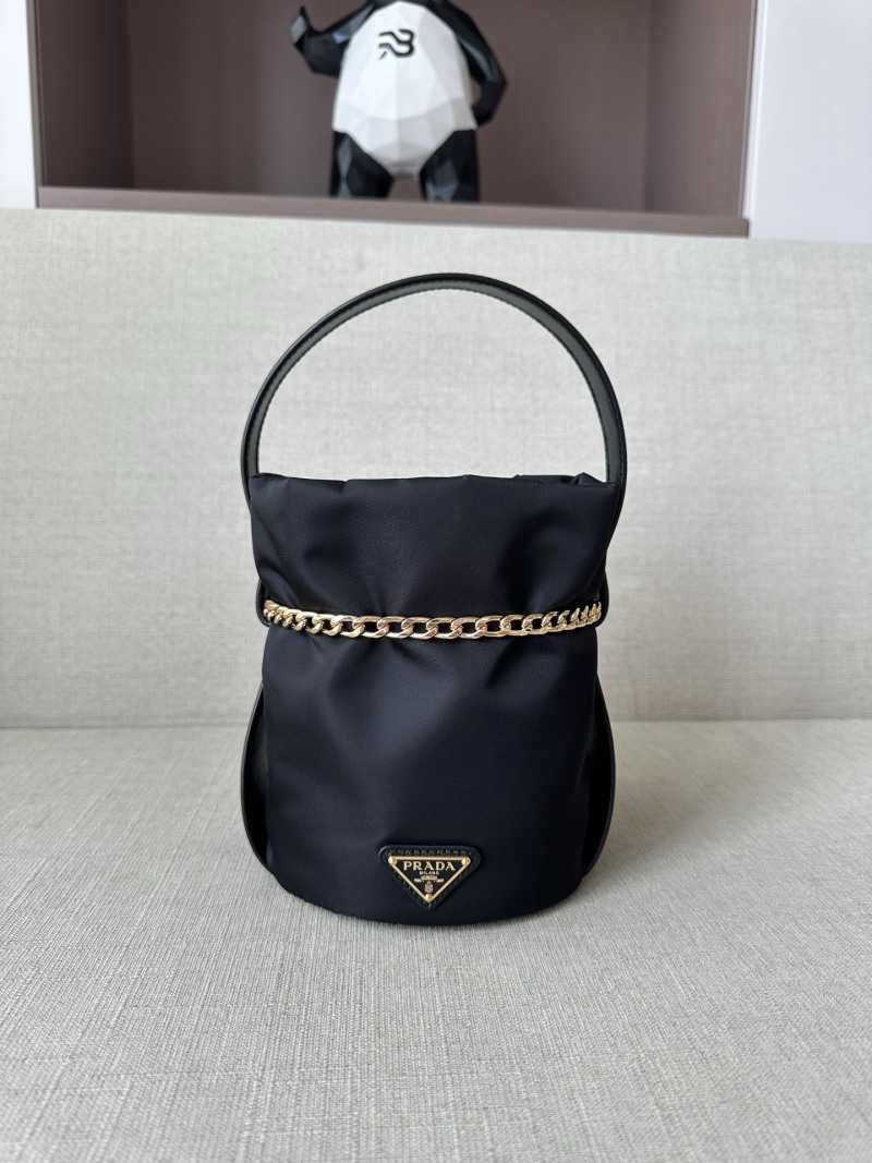 Сумка мини-ведерко Prada Re-Nylon Black Mini Bucket