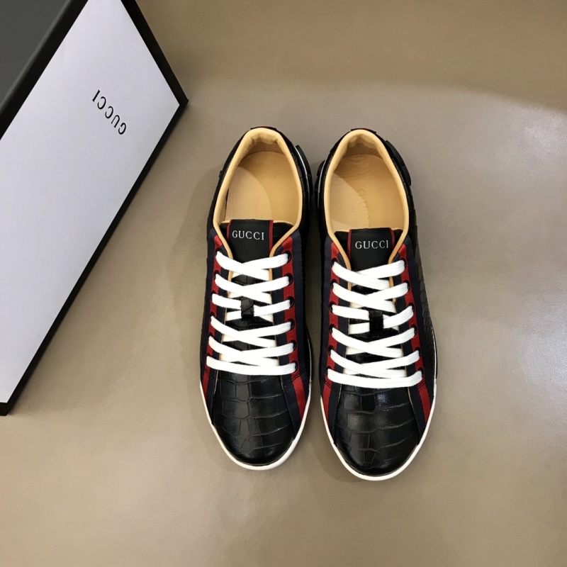 Мужские кожаные кроссовки Gucci черного цвета