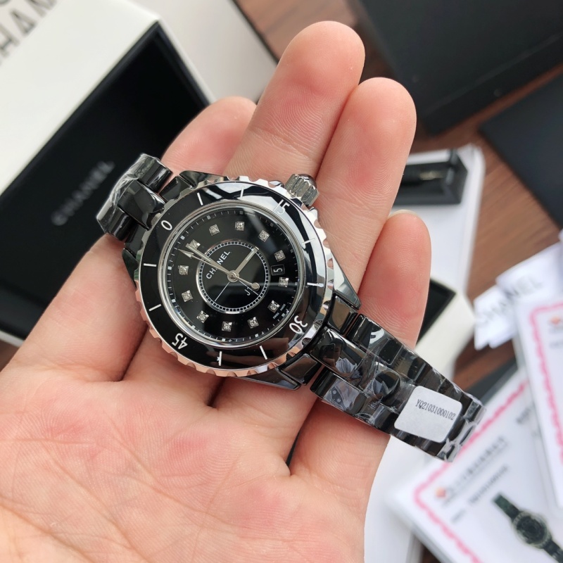 Часы Chanel