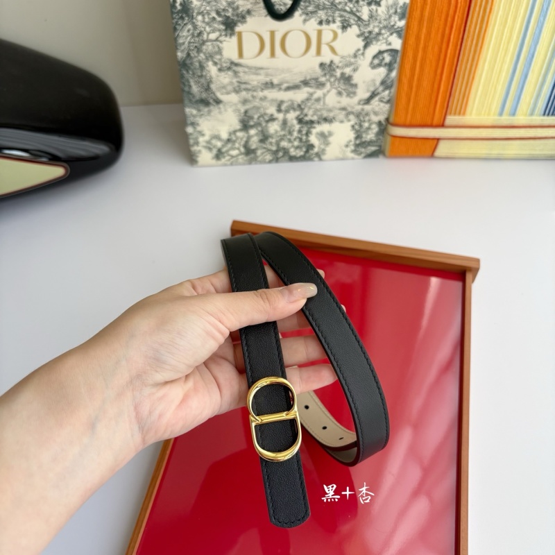 Ремень женский с буквой D Dior