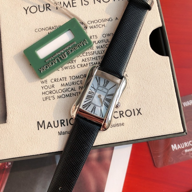 Часы Maurice Lacroix