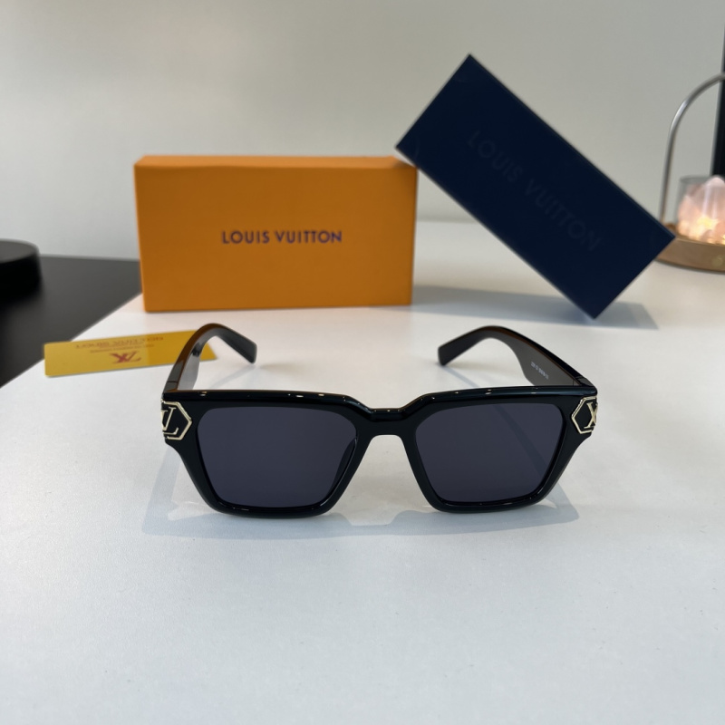 Солнцезащитные очки Louis Vuitton