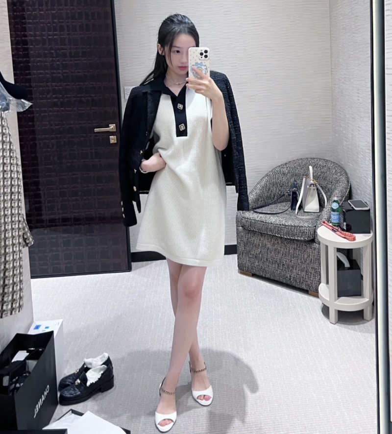 Женские босоножки на каблуке Chanel