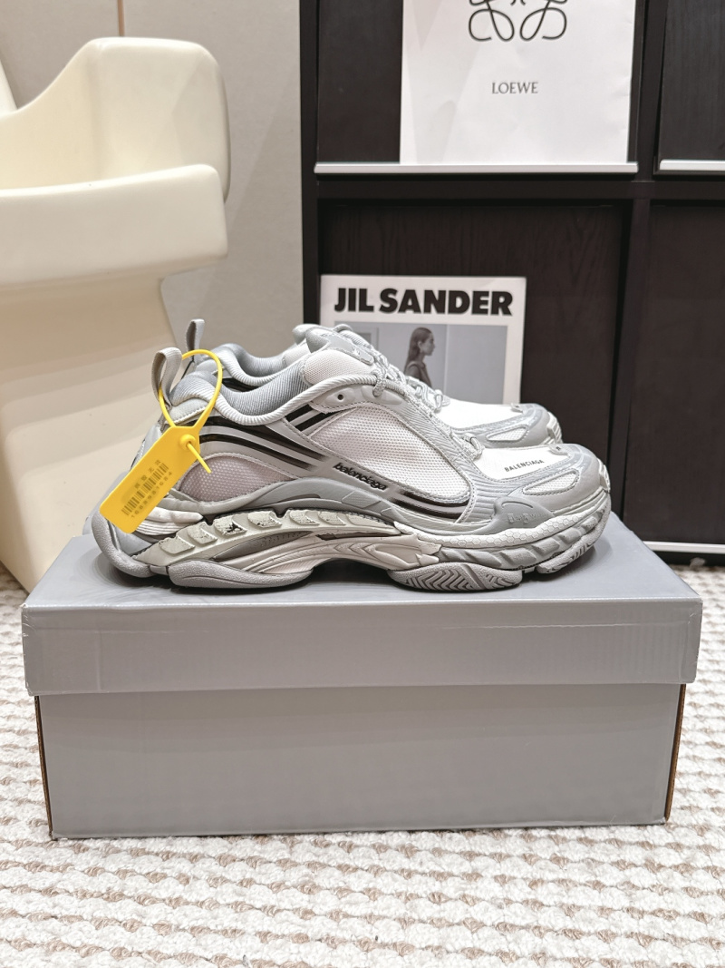 Кроссовки Balenciaga Triple S