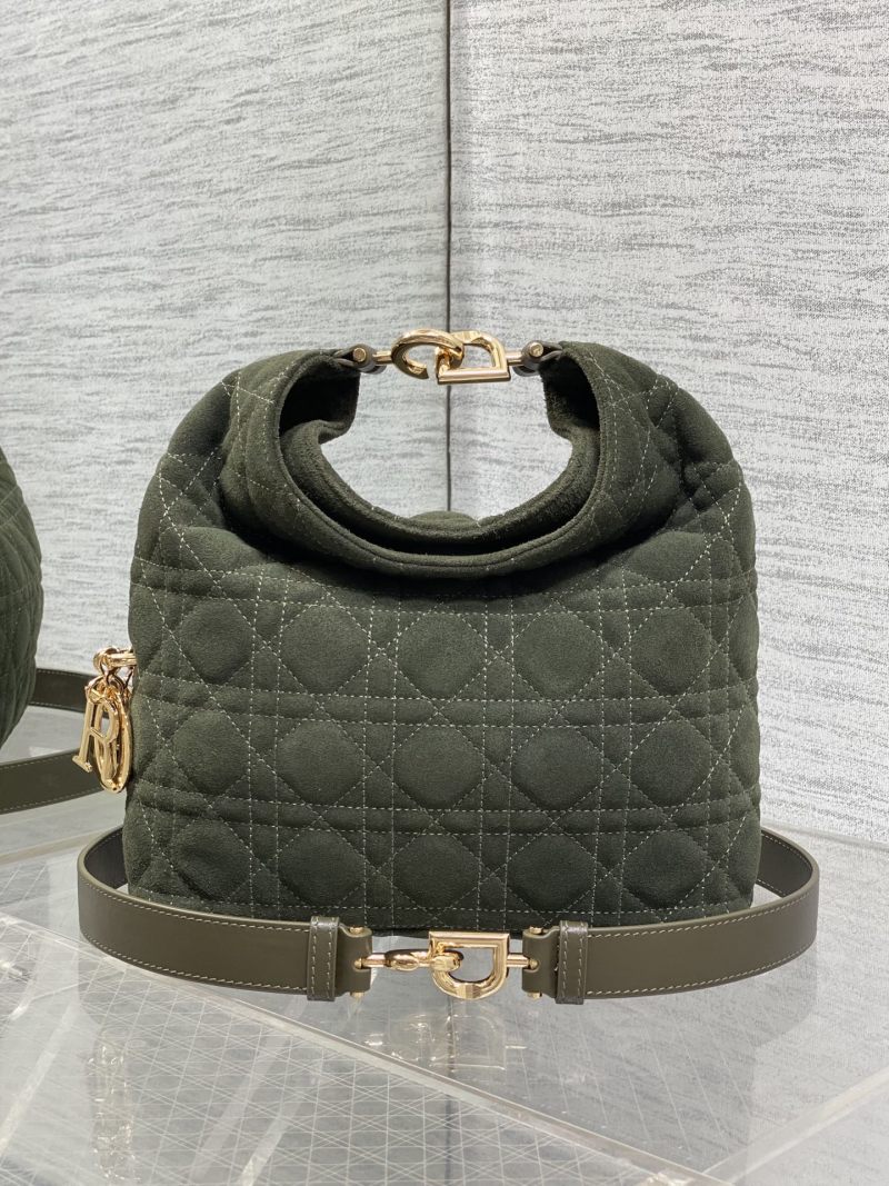 Сумка Dior зеленый замша с квилтингом
