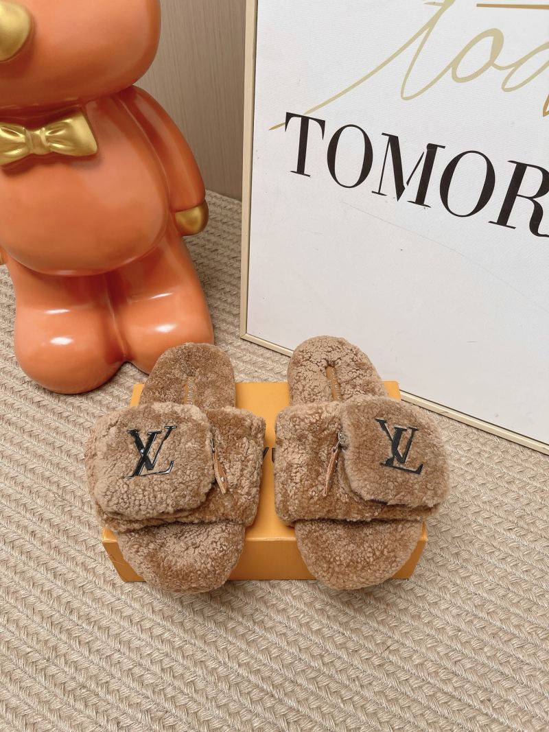 Женские шлёпанцы Louis Vuitton с логотипом, коричневого цвета