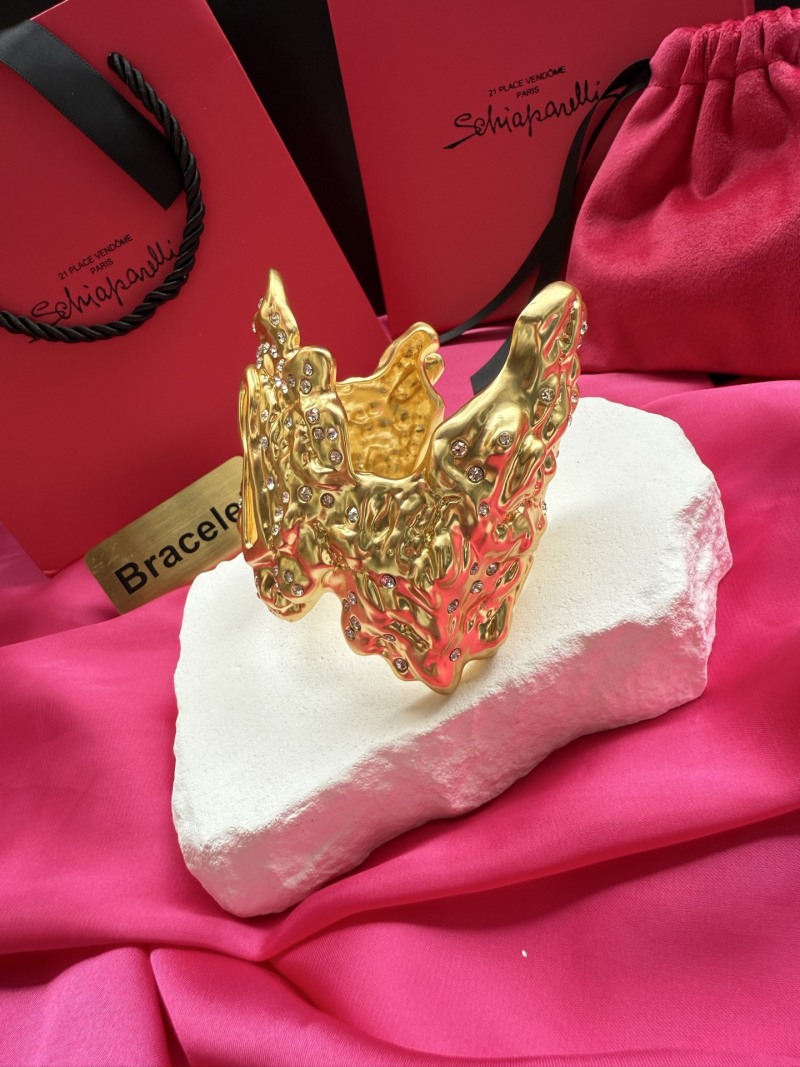 Браслет с кристаллами в виде ключа Schiaparelli
