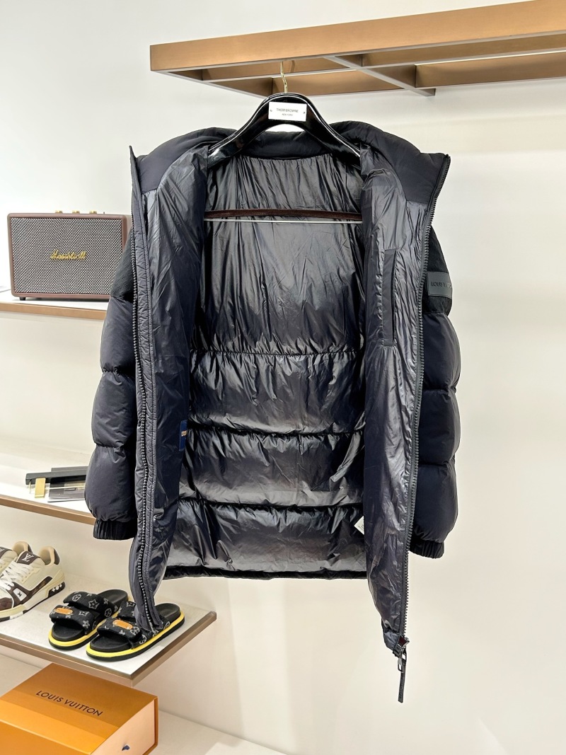 Пуховик Louis Vuitton