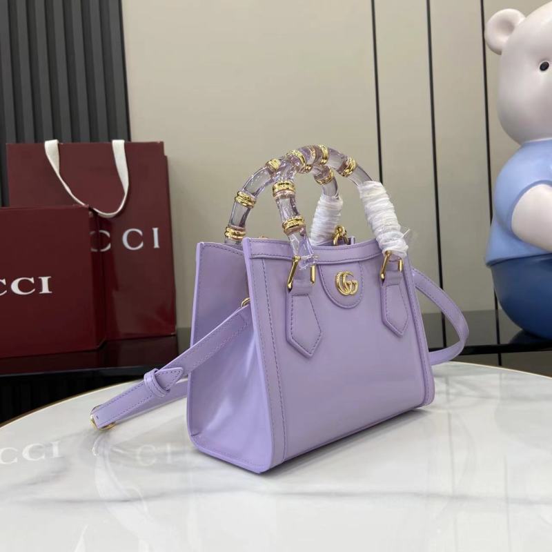 Сумка Gucci с прозрачной ручкой-бамбуком