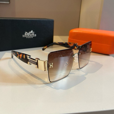 Солнцезащитные очки HERMES