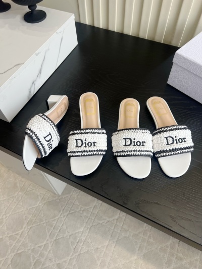 Шлёпанцы Dior