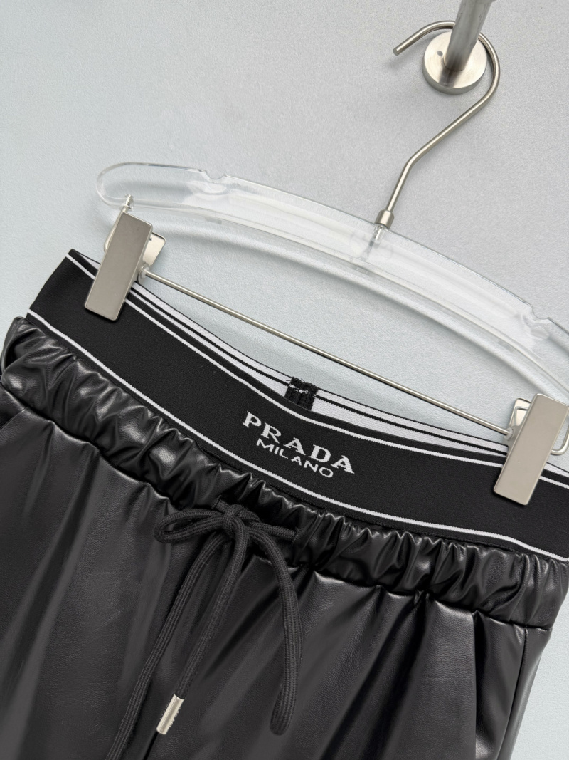 Брюки Prada