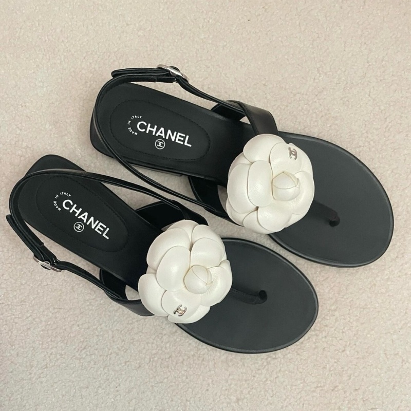 Черные женские сандалии Chanel с цветком