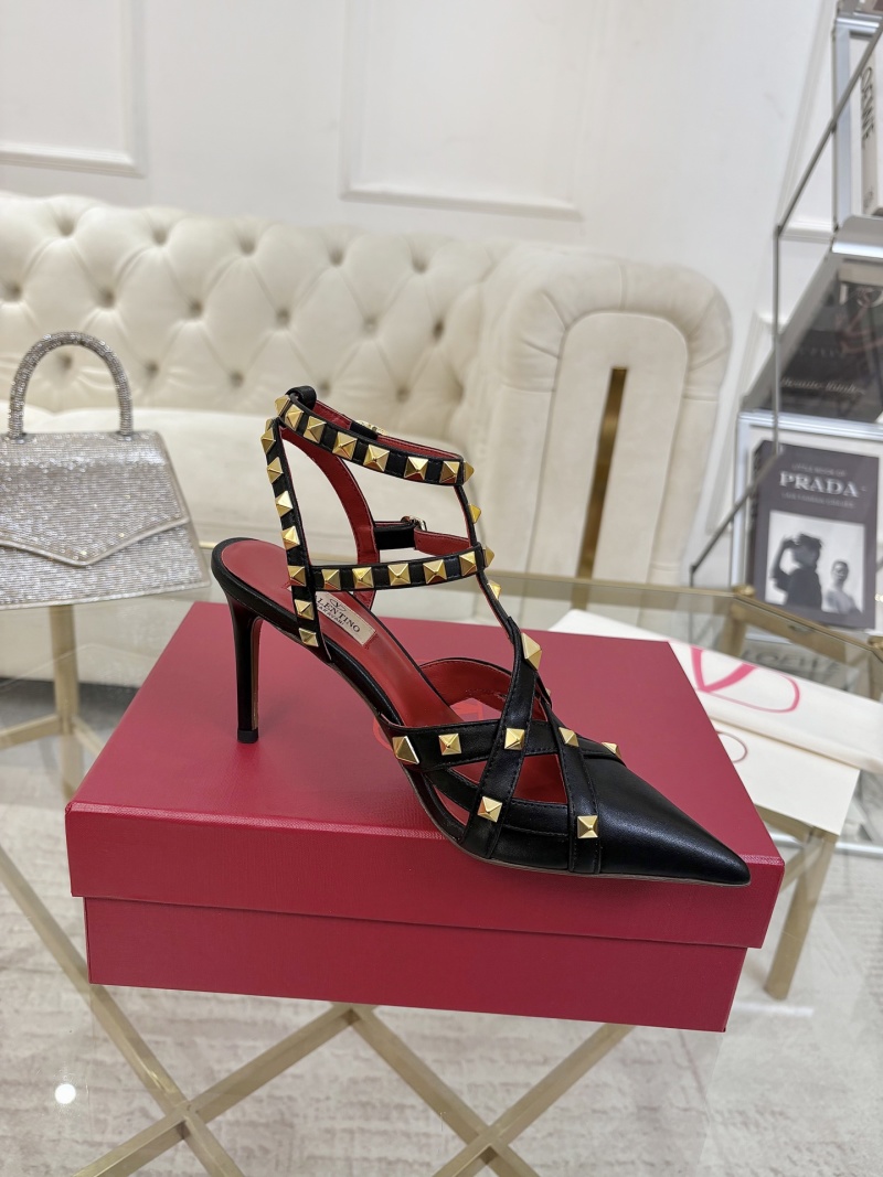 Туфли Valentino с заклепками Valentino Garavani