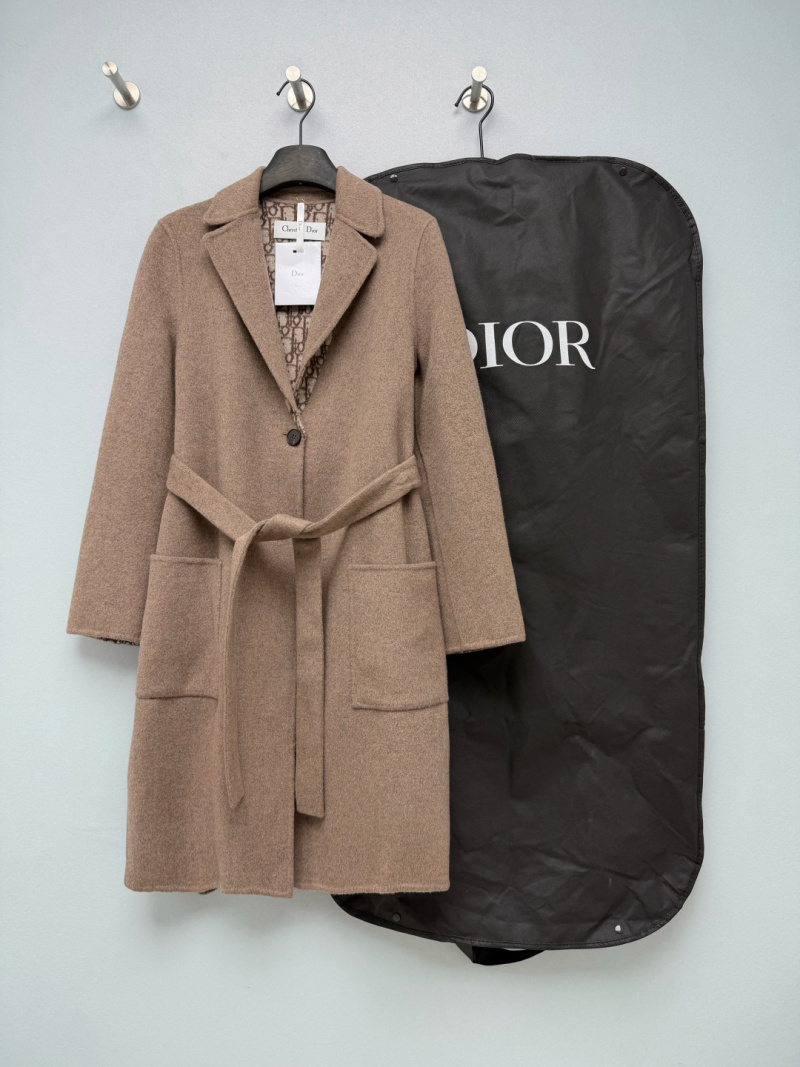 Кашемировое пальто Dior с поясом