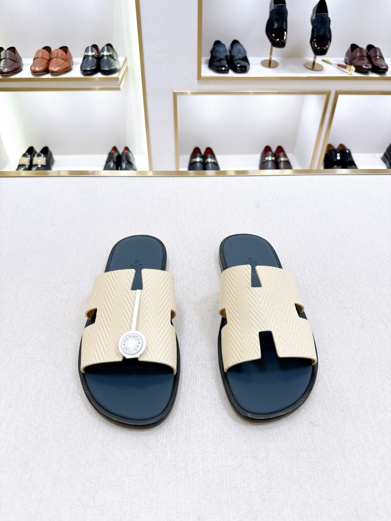 Мужские шлепанцы из натуральной кожи бежевого цвета Hermès