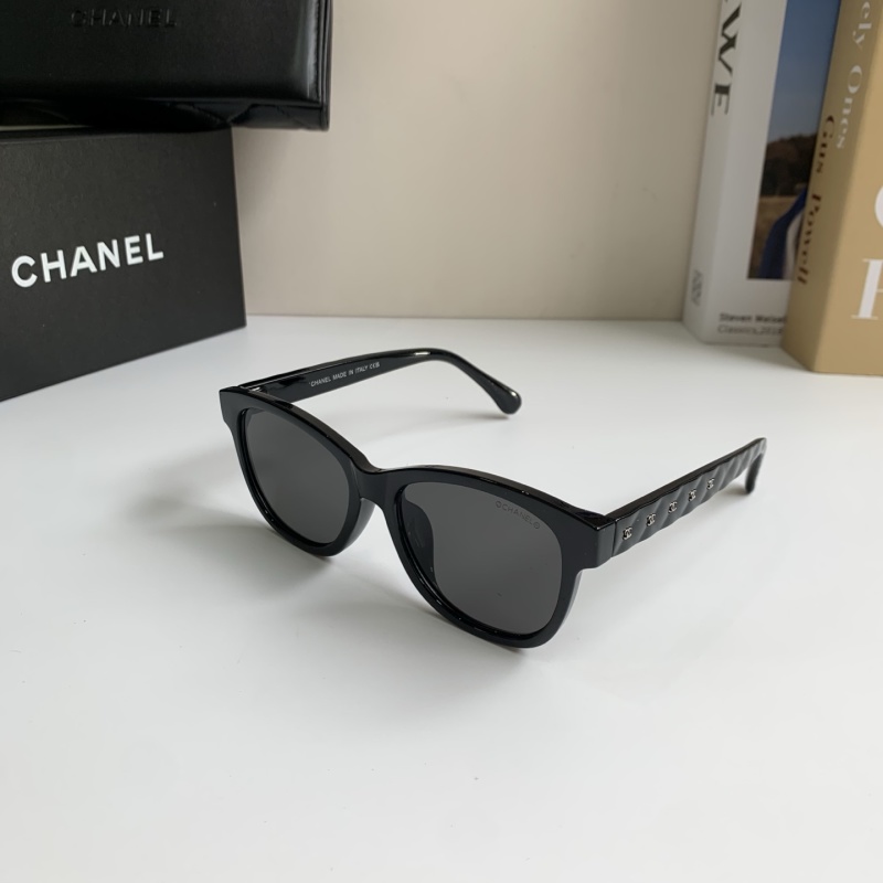 Очки CHANEL черные в стиле классика