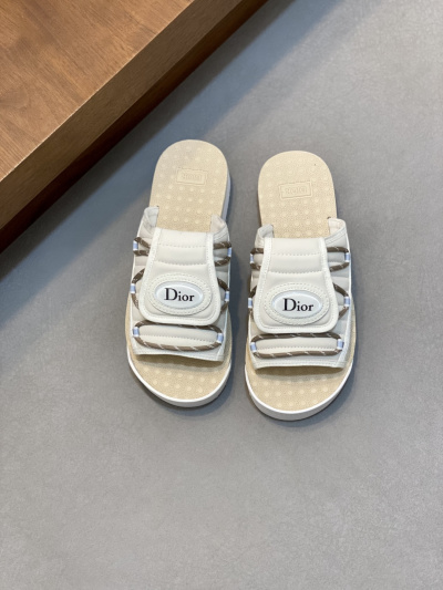 Шлёпанцы Dior