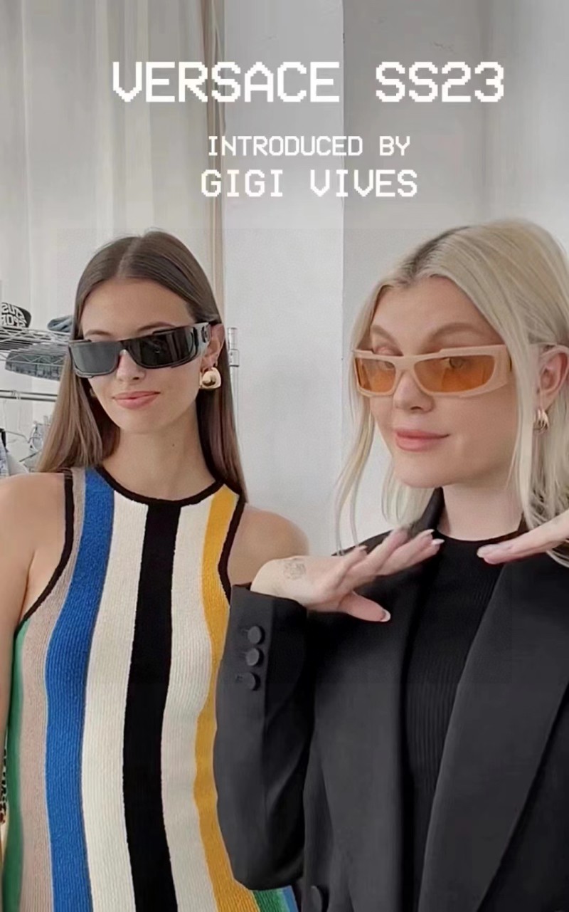 Солнцезащитные очки Versace