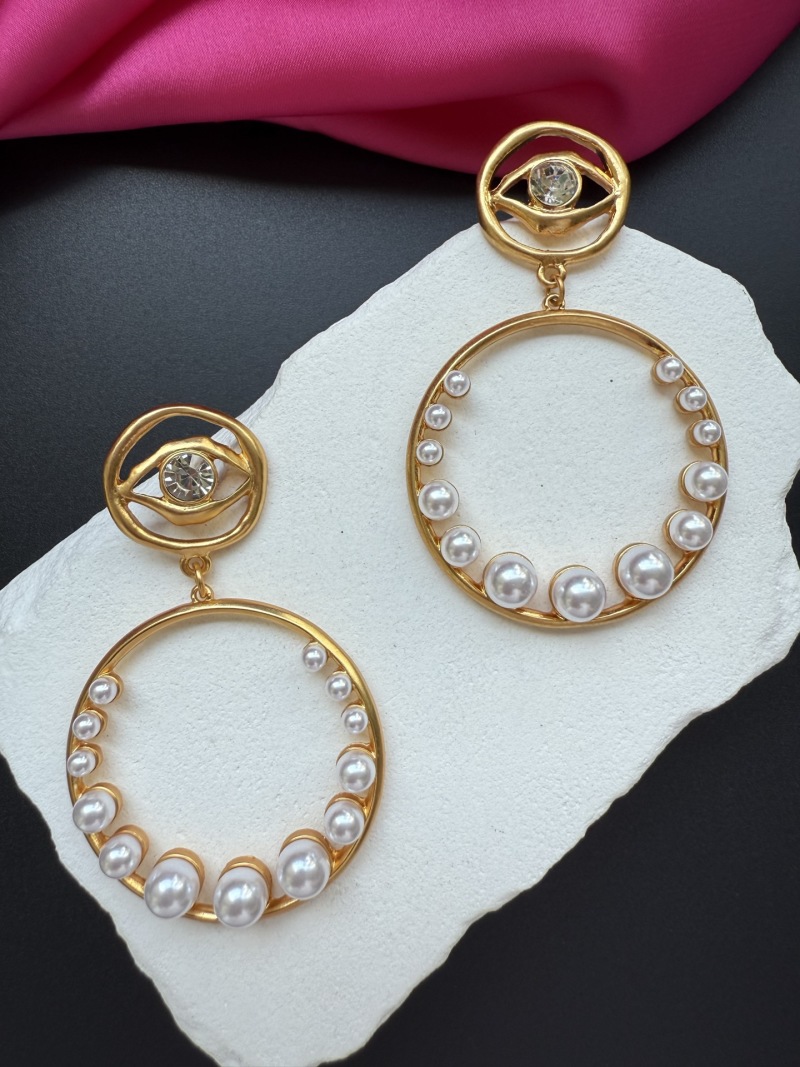 Серьги с жемчугом Schiaparelli