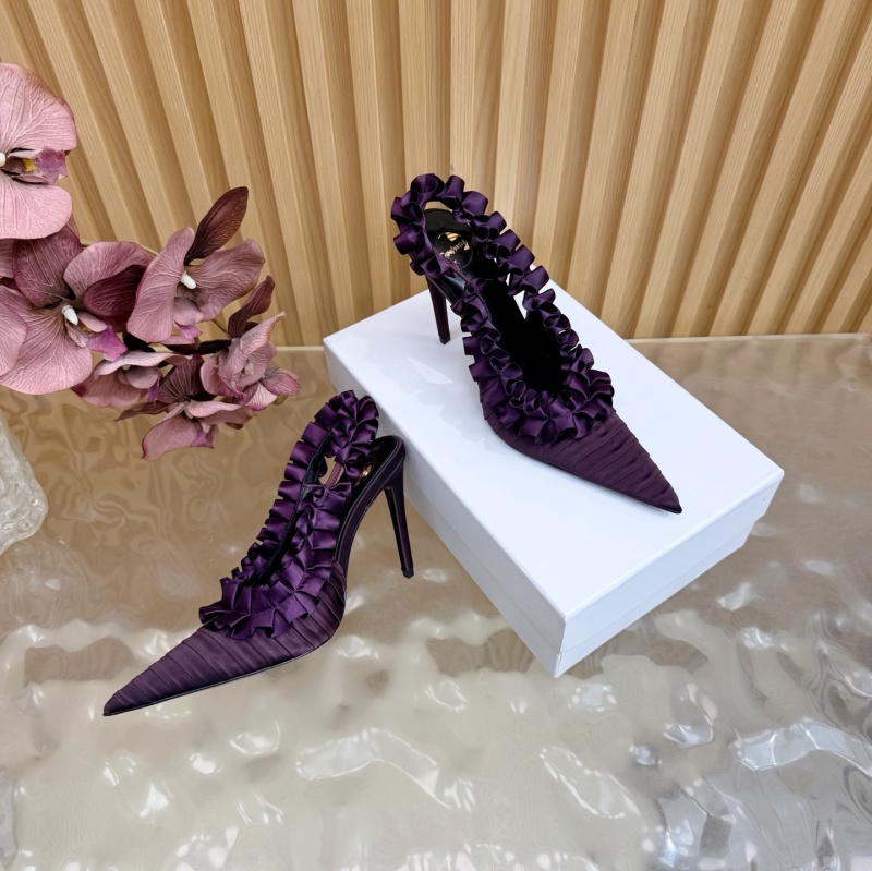 Женские туфли на каблуке с оборками Saint Laurent