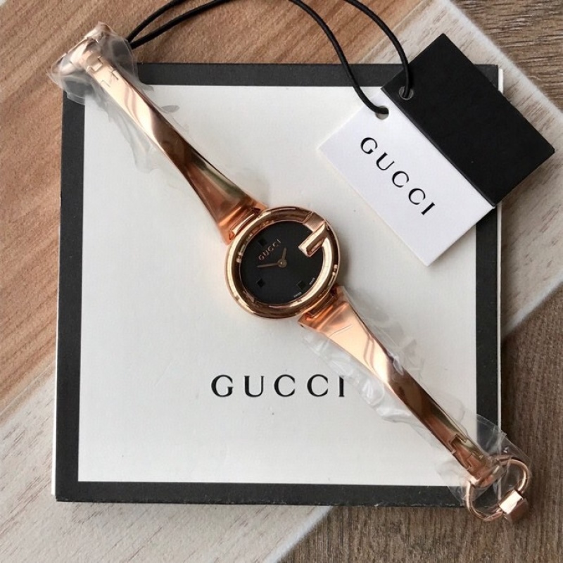 Часы Gucci