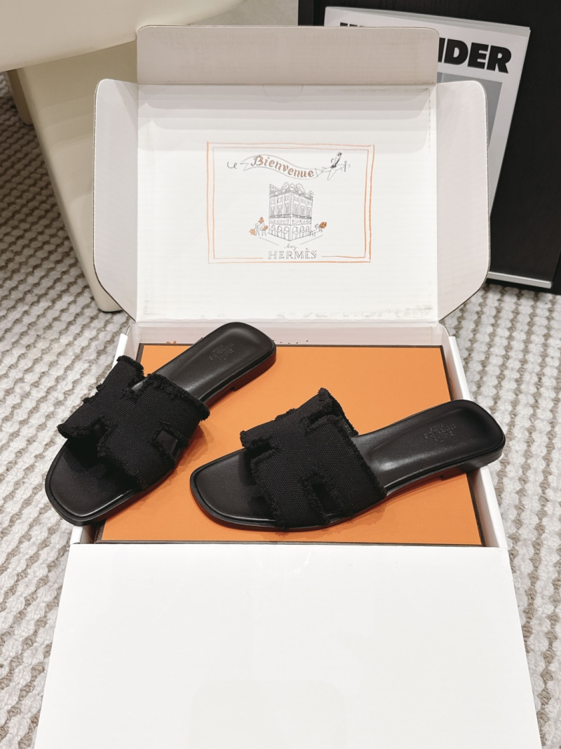 Женские шлепанцы с плетеным ремешком Hermès