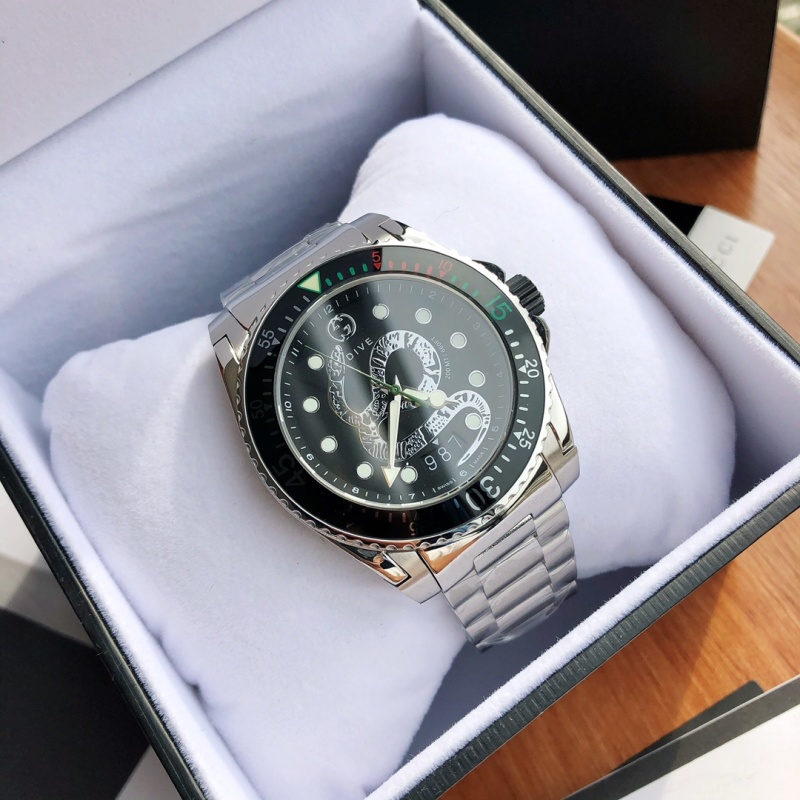 Часы Gucci