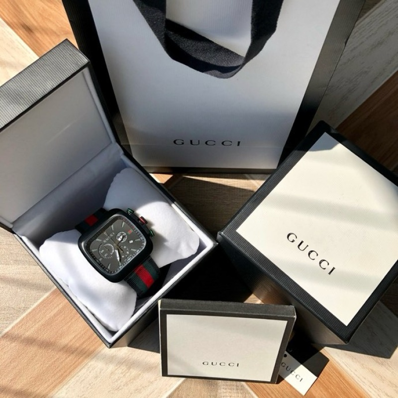 Часы Gucci