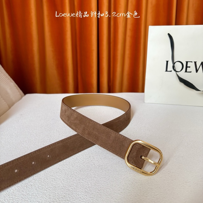 Женский кожаный ремень Loewe с прямоугольным золотым пряжкой