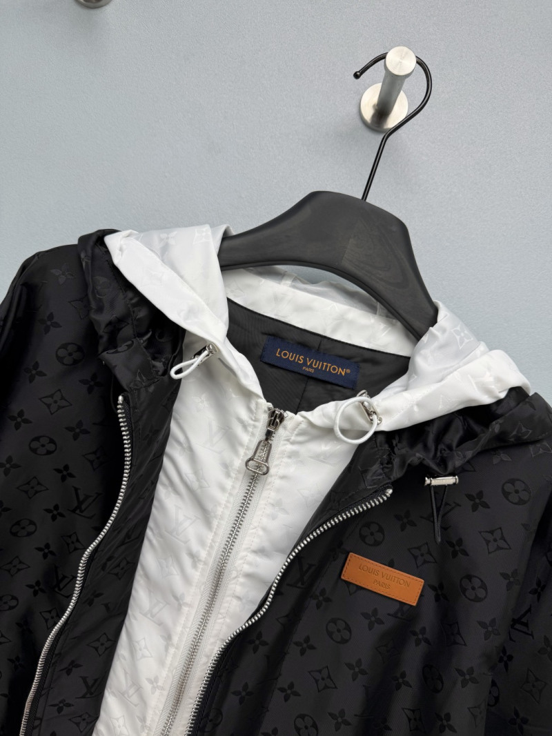 Куртка Louis Vuitton с монограммой