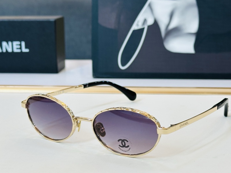Солнцезащитные очки Chanel, черная оправа, размер 54