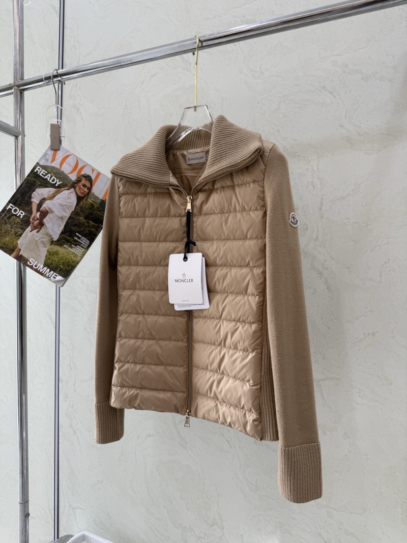 Пуховик Moncler