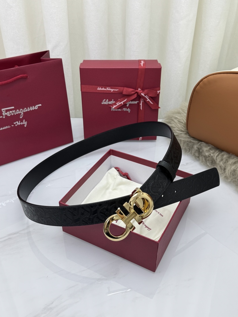 Ремень Salvatore Ferragamo Gancini из кожи с золотым пряжкой