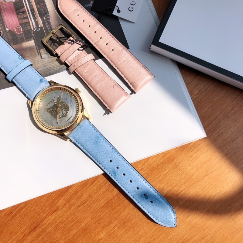 Часы Gucci