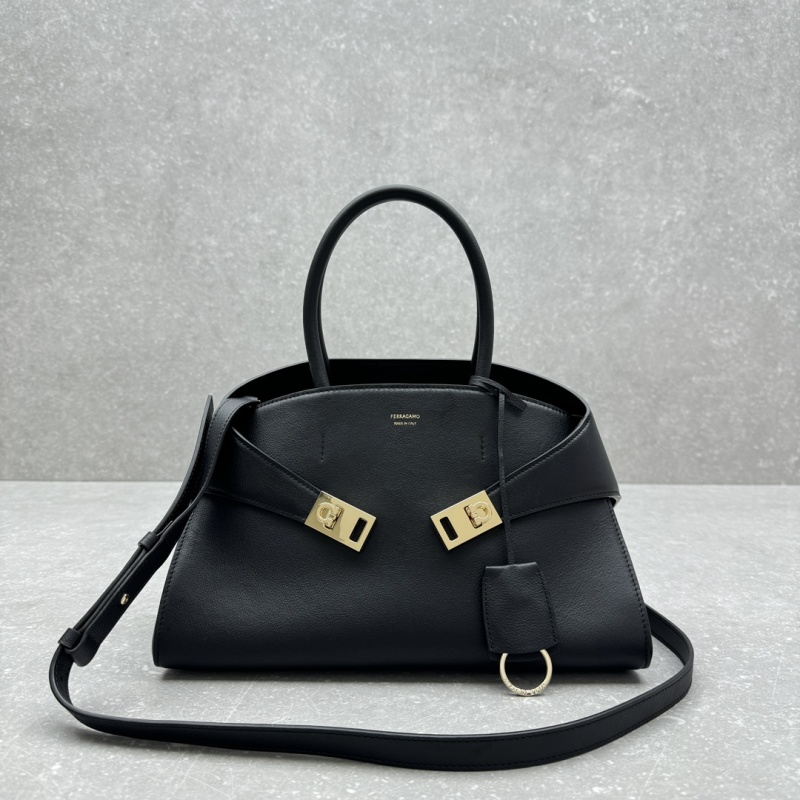 Женская сумка HUG Black Gold от Salvatore Ferragamo
