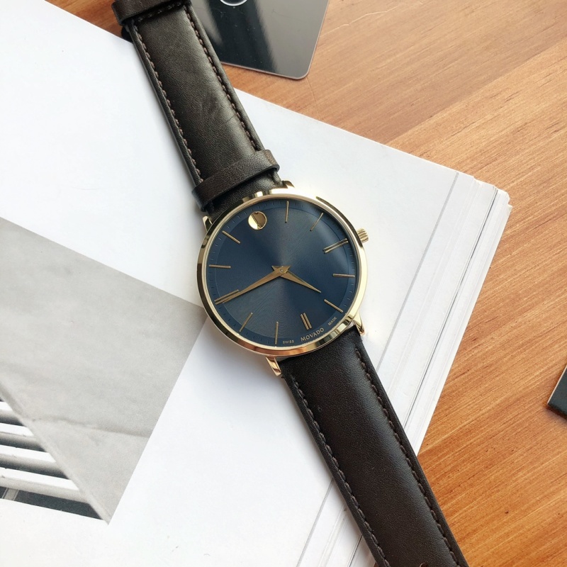 Часы Movado