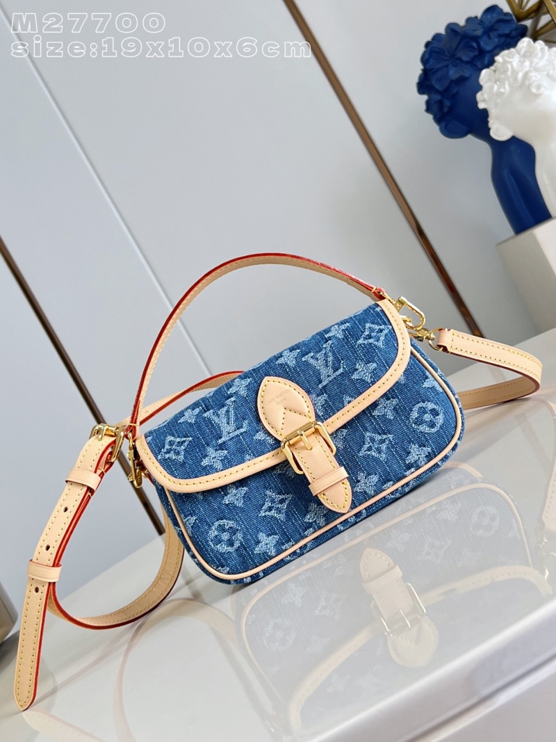 Джинсовая сумка Louis Vuitton с монограммой