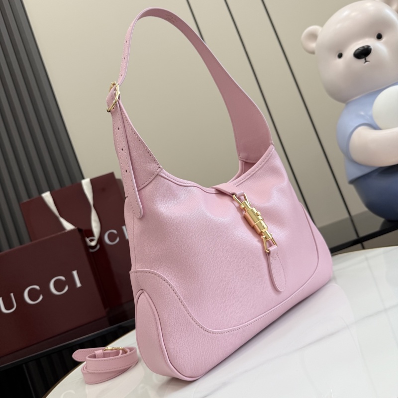 Сумка Gucci розовая с золотистой фурнитурой