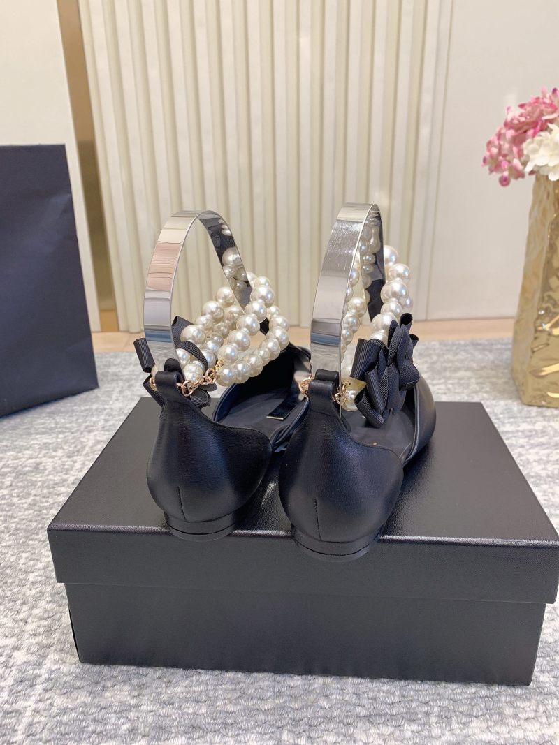 Мюли женские черные с жемчужным декором Chanel