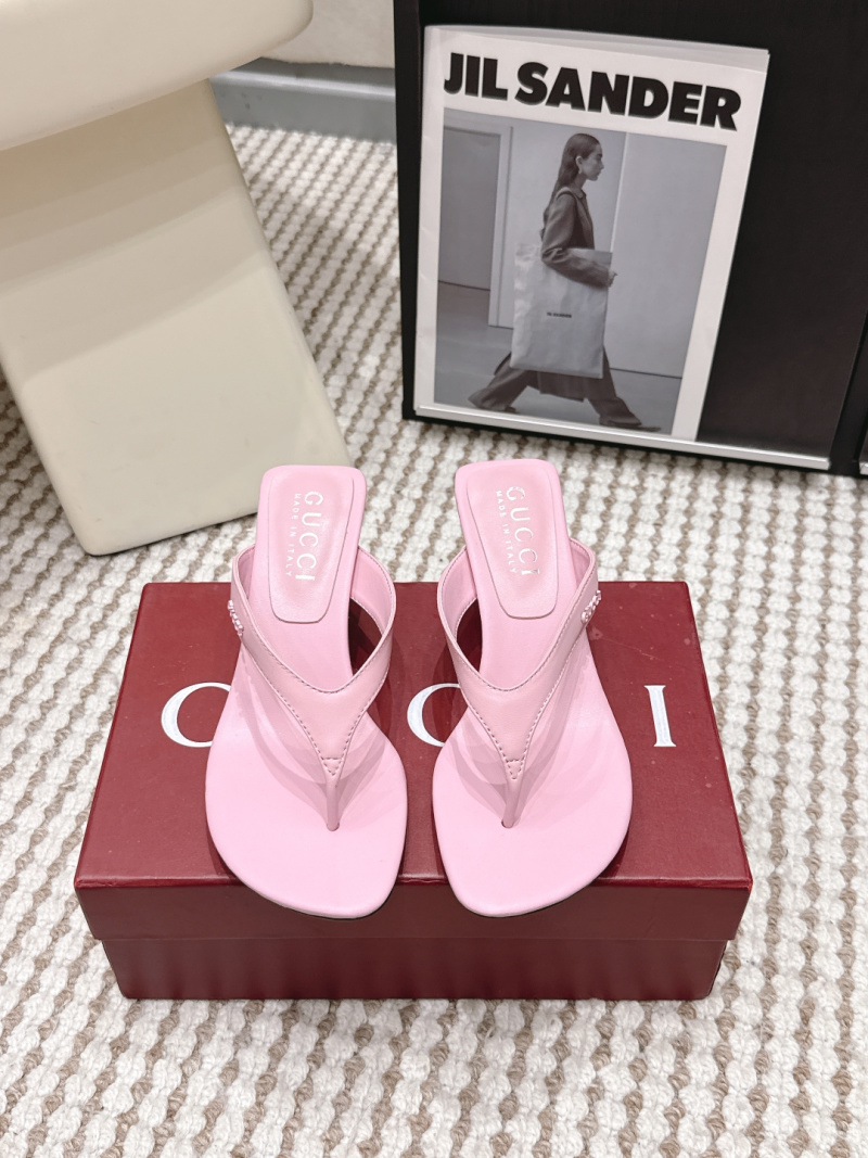 Женские шлёпанцы Gucci
