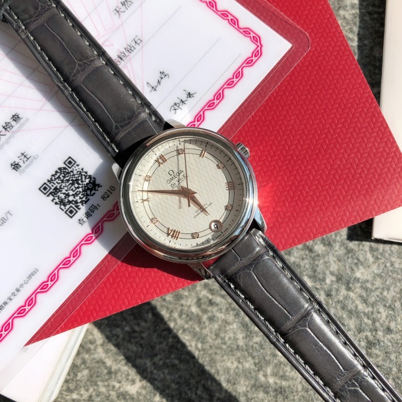Часы Omega