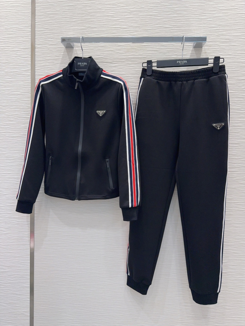 Спортивный костюм Prada