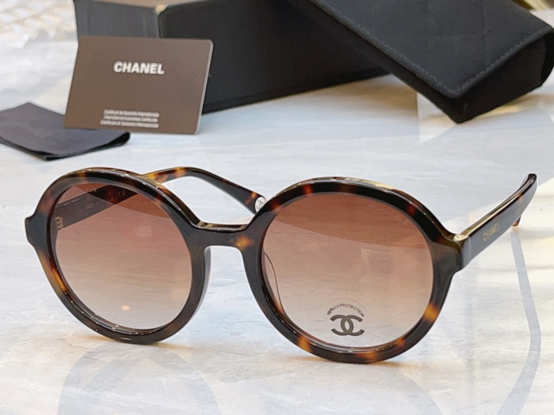 Солнцезащитные очки Chanel модель CH5522U