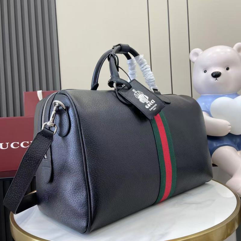 Путевая сумка Gucci с красно-зеленой полосой