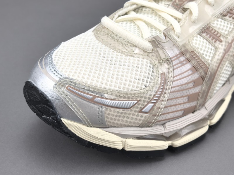 Кроссовки Asics