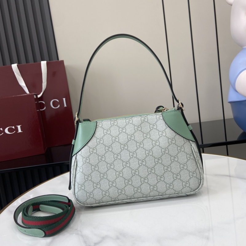 Сумка Gucci с монограммой и ремнем