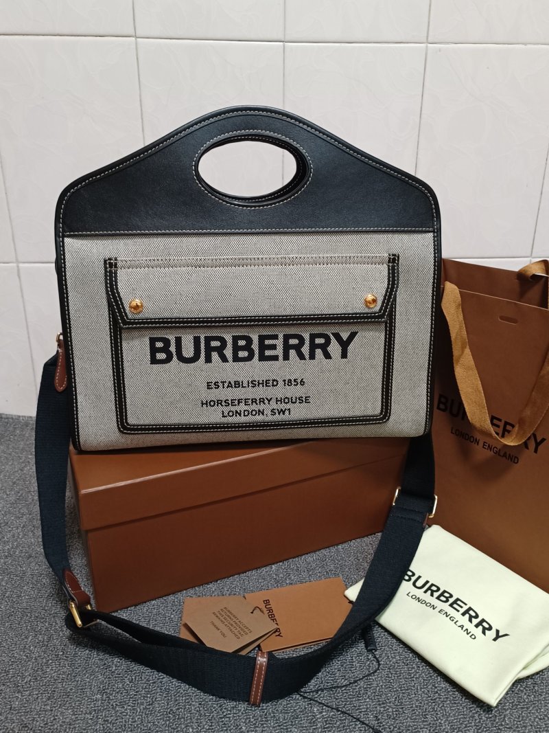 Большая сумка-тоут Burberry с отделкой