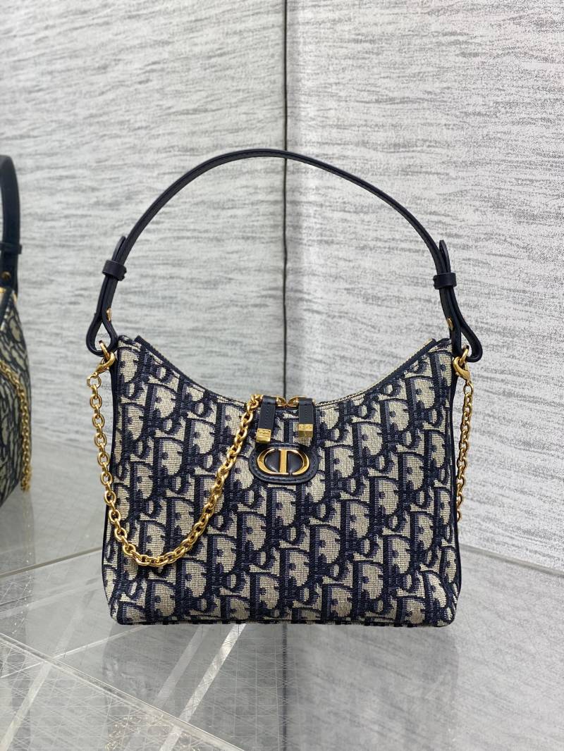 Сумка Dior с монограммой и цепочкой